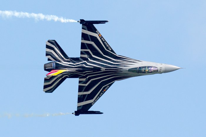F-16