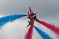 916A0482red_arrows
