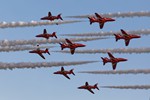 Red Arrows 4-5 cross 7717